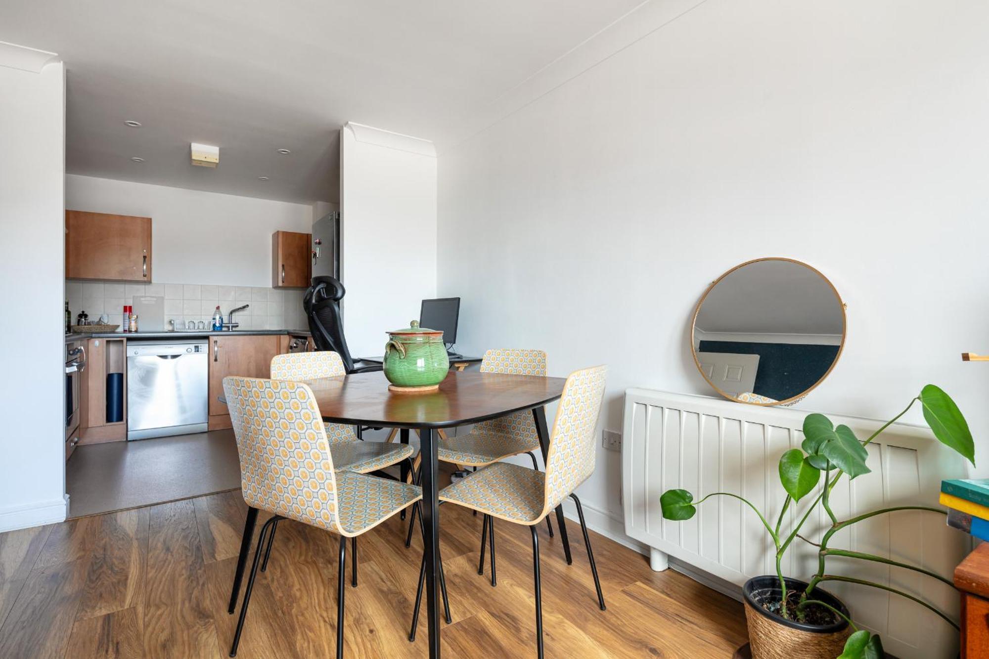 Апартаменты Orange Flat By Lower Regent Canal Лондон Экстерьер фото